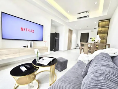 Lloyd's Daily Suites - SOHO Residence, Bui Vien Walking Street, BenThanh Market & SG's Vibe – 照片 4